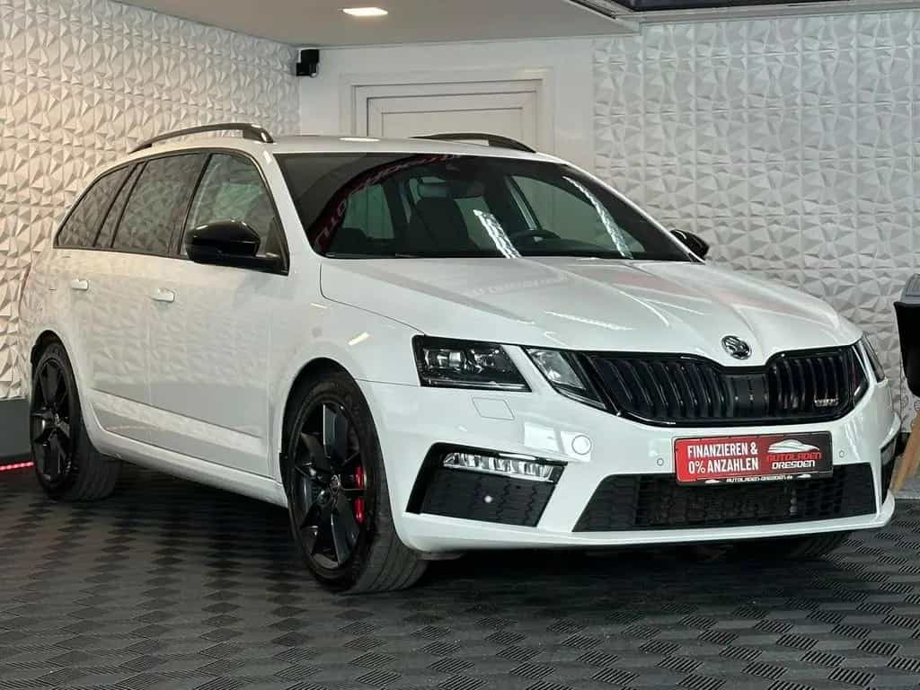 Skoda Octavia 2.0TSI RS CHALLANGE NAVI#SHZ#SPUR#KEYLES 07/2018-photo-1