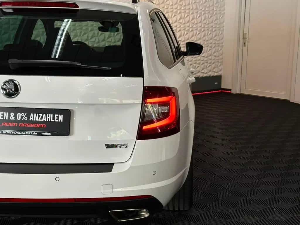 Skoda Octavia 2.0TSI RS CHALLANGE NAVI#SHZ#SPUR#KEYLES 07/2018-photo-10