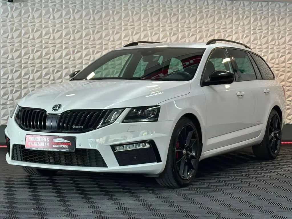 Skoda Octavia 2.0TSI RS CHALLANGE NAVI#SHZ#SPUR#KEYLES 07/2018-photo-3