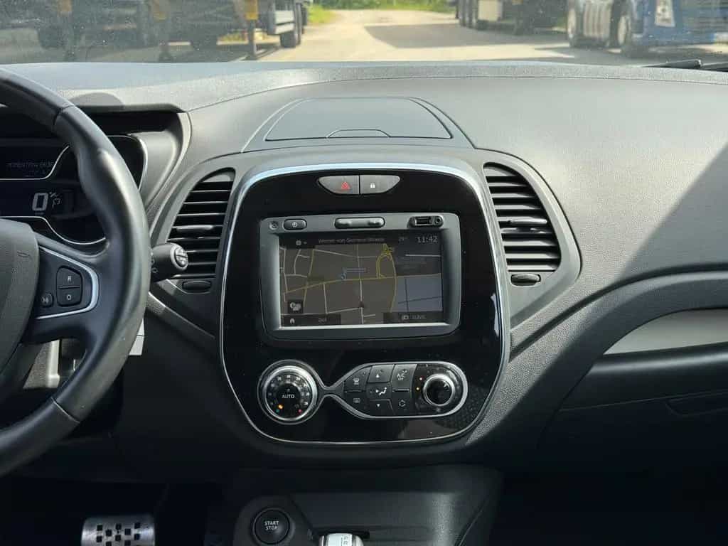 Renault Captur Collection 1.Hand *Garantie*nur 45000 Km* 10/2019-photo-21