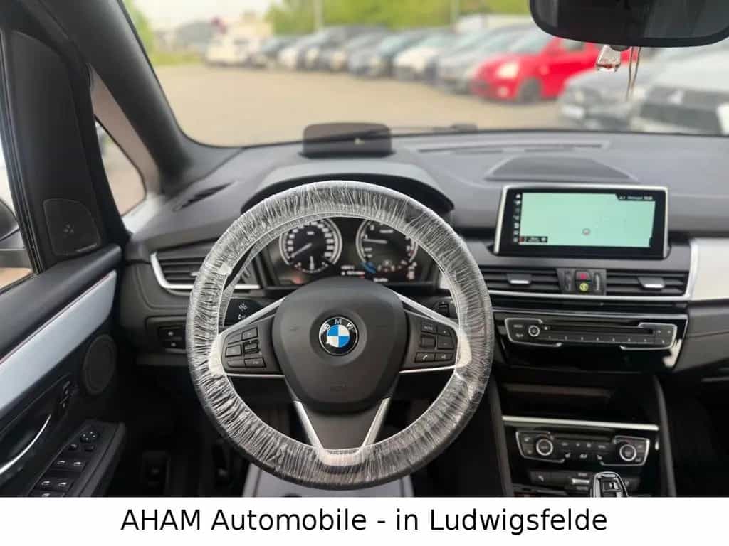 BMW 225 i xDrive Active Tourer Luxury Line|PANO|H-K 06/2018-photo-26
