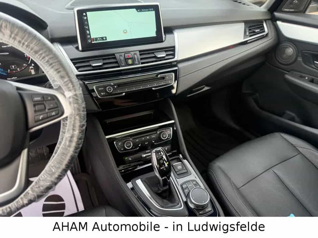 BMW 225 i xDrive Active Tourer Luxury Line|PANO|H-K 06/2018-photo-30