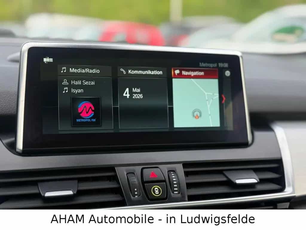 BMW 225 i xDrive Active Tourer Luxury Line|PANO|H-K 06/2018-photo-31
