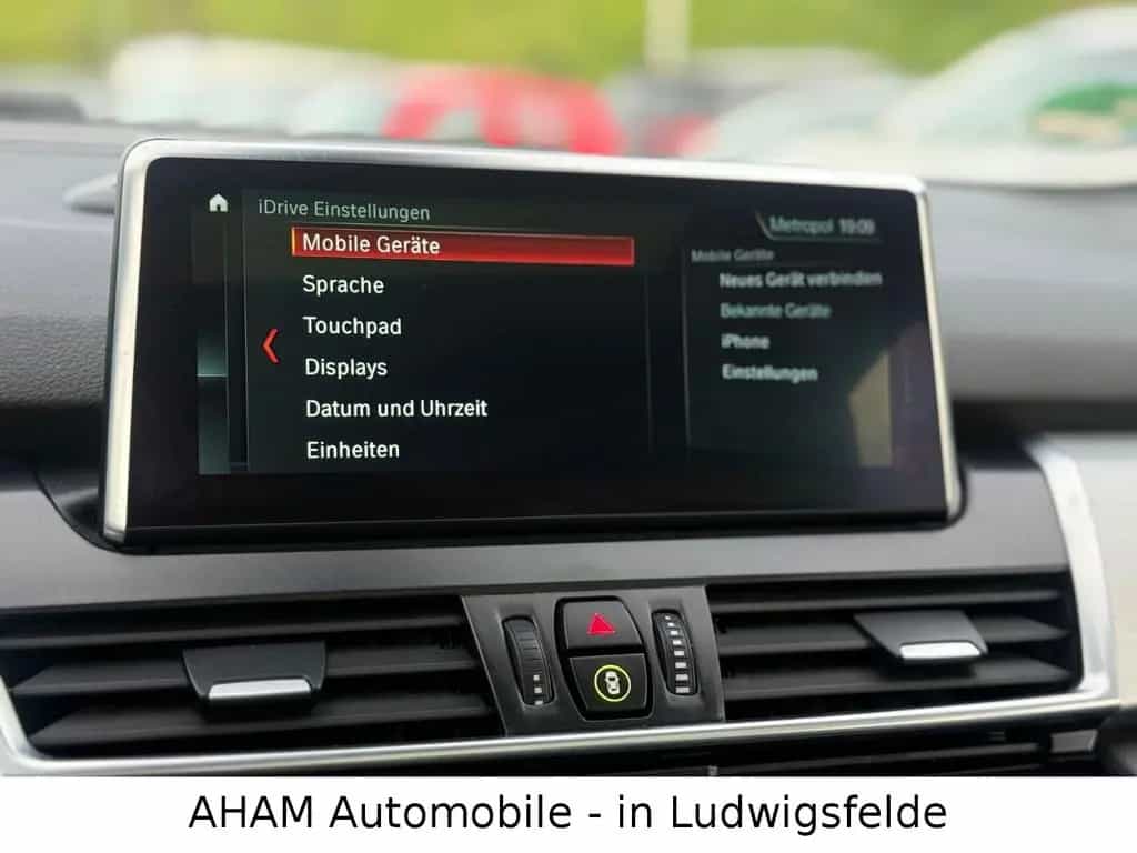 BMW 225 i xDrive Active Tourer Luxury Line|PANO|H-K 06/2018-photo-39