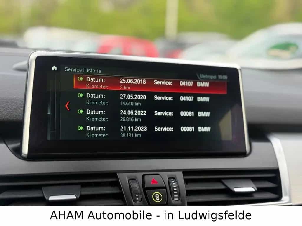 BMW 225 i xDrive Active Tourer Luxury Line|PANO|H-K 06/2018-photo-42