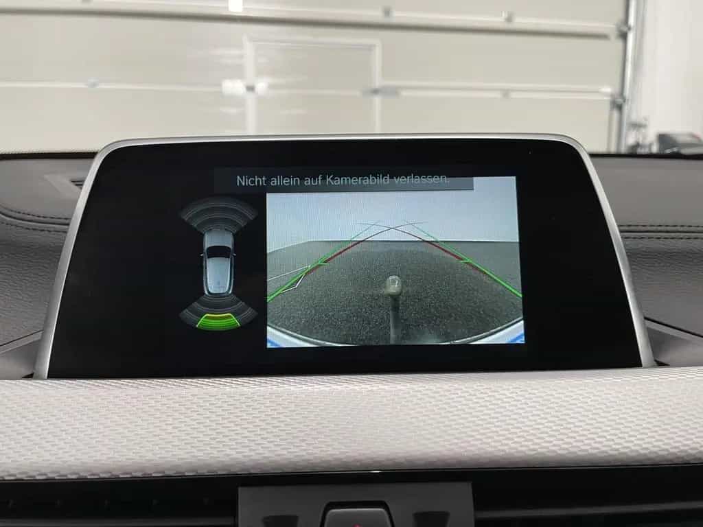 BMW X2 sDrive20i M Sportpaket NAVI AHK RFK HiFi LED 02/2020-photo-16