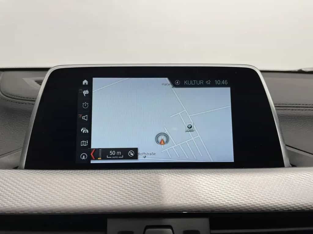 BMW X2 sDrive20i M Sportpaket NAVI AHK RFK HiFi LED 02/2020-photo-17