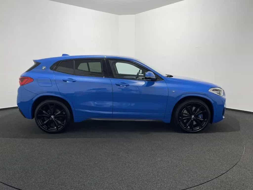 BMW X2 sDrive20i M Sportpaket NAVI AHK RFK HiFi LED 02/2020-photo-3