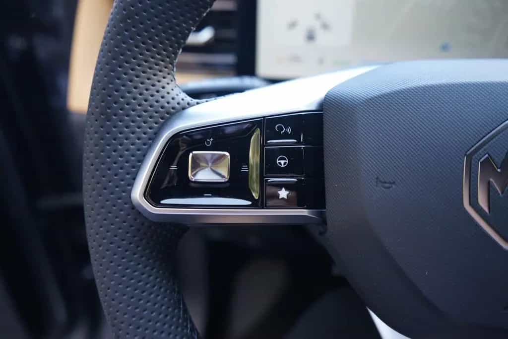 MG HS 1.5 T-GDI Luxury Aut. LED ACC Navi 360° 01/2025-photo-19