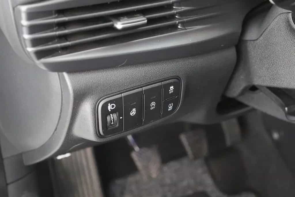 Hyundai i20 1.0 T-GDI LED Kamera Android Apple Klimaaut. 03/2021-photo-21