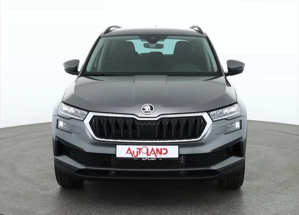 Skoda Karoq 1.5 TSI LED Kamera Sitzheizung 06/2024-photo-8