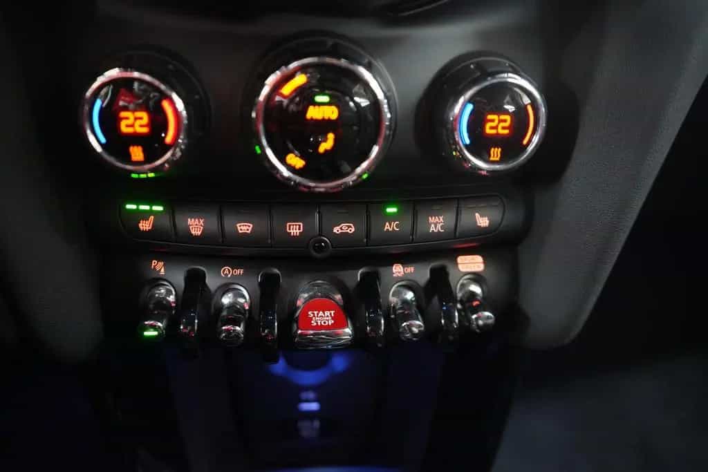MINI Cooper S Mini 2.0 Cooper S LED HarmanKardon Schiebedach 06/2017-photo-17