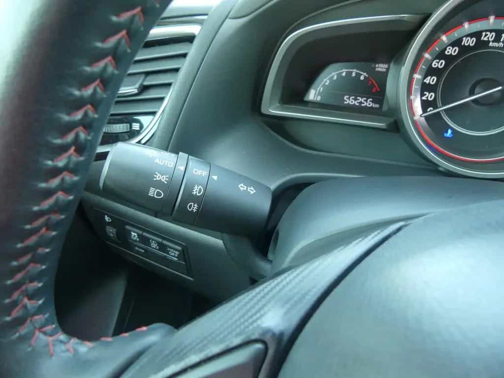Mazda 3 2.0 Navi Sitzheizung Tempomat PDC 08/2016-photo-19