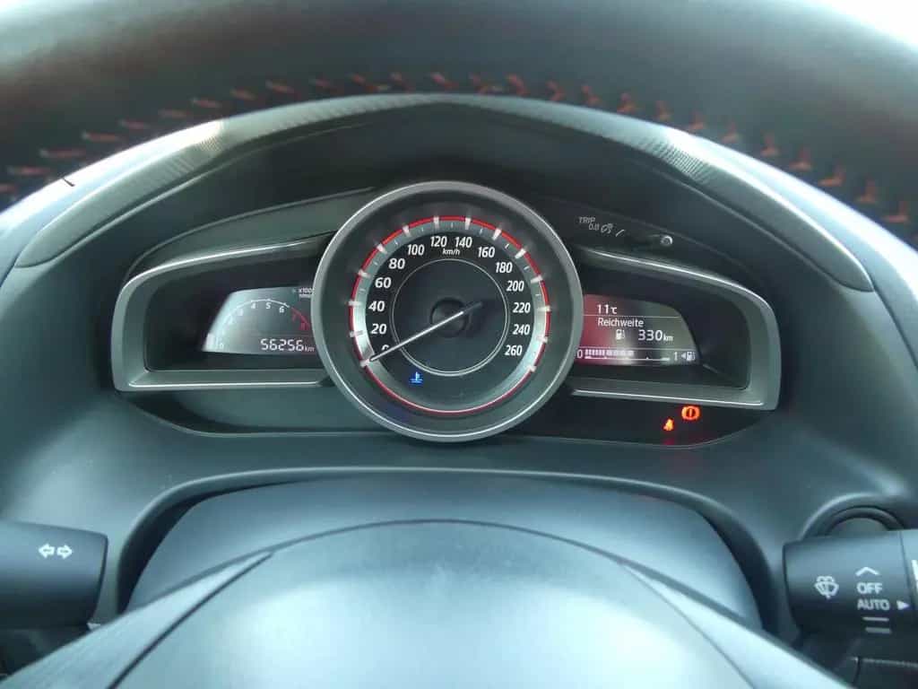 Mazda 3 2.0 Navi Sitzheizung Tempomat PDC 08/2016-photo-21
