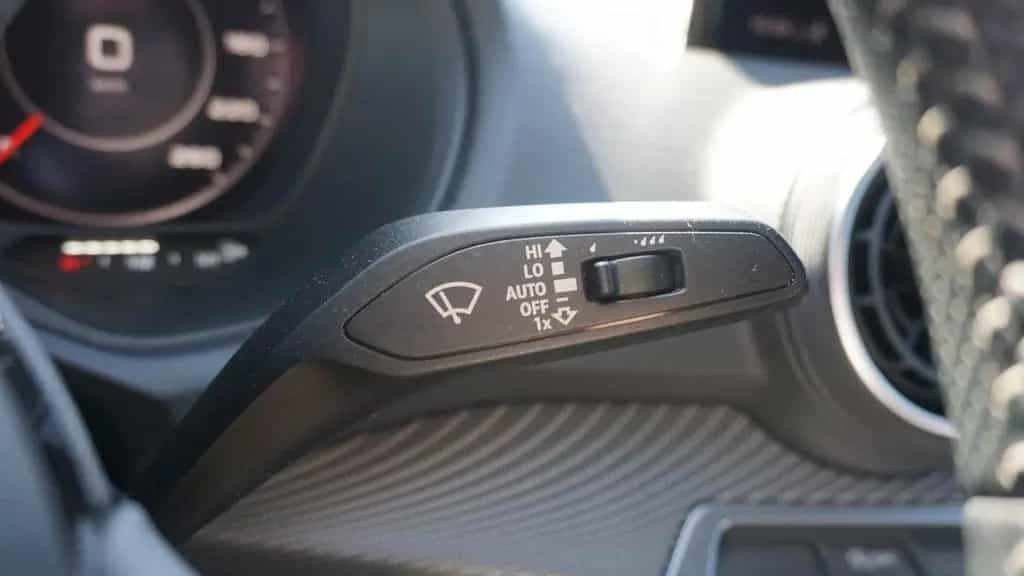 Audi Q2 1.0 TFSI ultra LED Navi Virtual Cockpit ACC 05/2017-photo-16