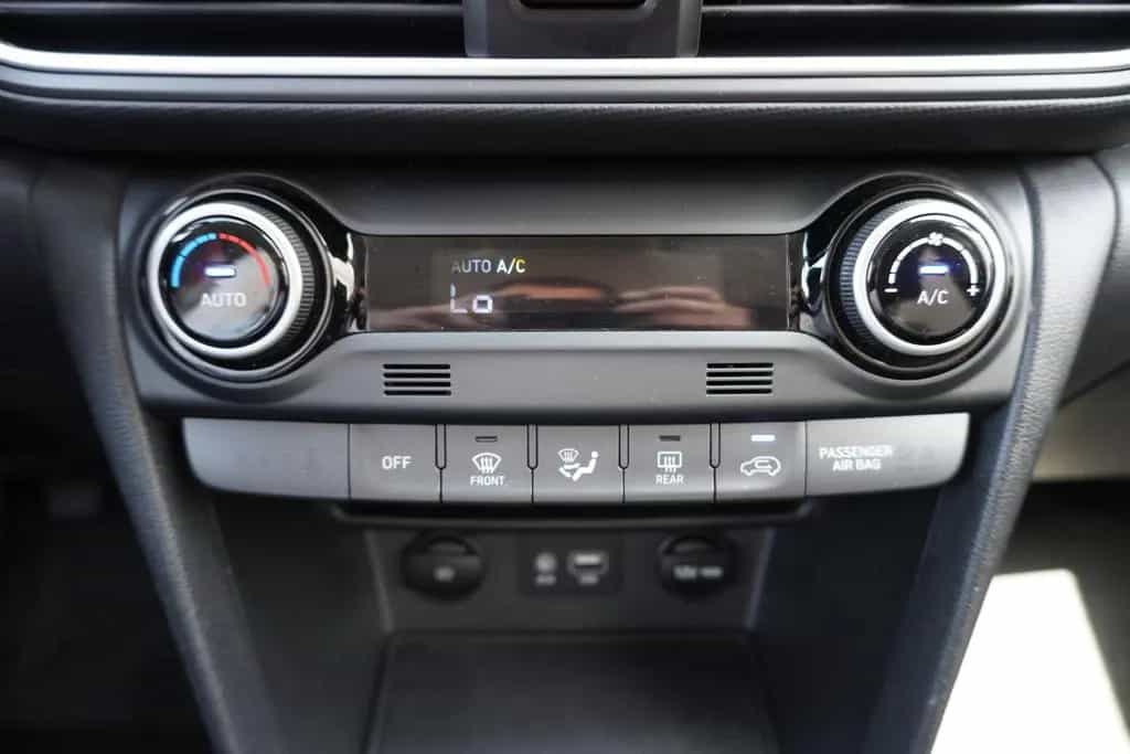 Hyundai KONA 1.0 T-GDI YES! Navi Sitzheizung Kamera PDC 05/2020-photo-22