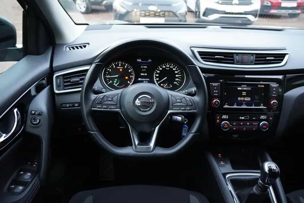 Nissan Qashqai 1.3 DIG-T Kamera AHK ACC Klimaaut. DAB 08/2021-photo-10