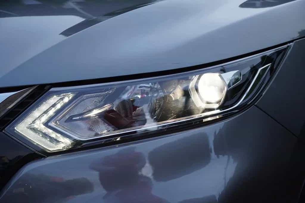 Nissan Qashqai 1.3 DIG-T Kamera AHK ACC Klimaaut. DAB 08/2021-photo-26