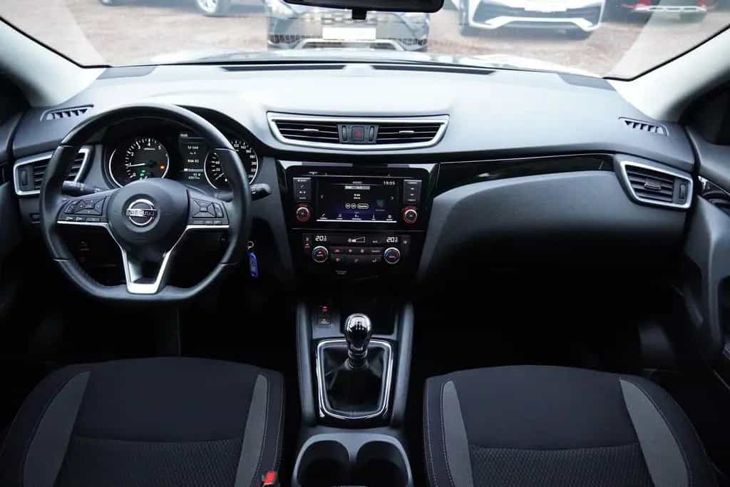 Nissan Qashqai 1.3 DIG-T Kamera AHK ACC Klimaaut. DAB 08/2021-photo-9