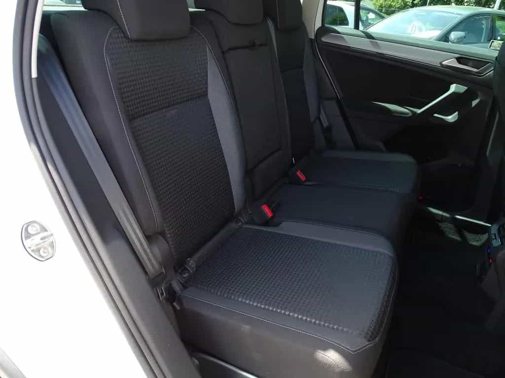 Volkswagen Tiguan 1.5 TSI DSG Active LED ACC Navi Kamera 08/2021-photo-29