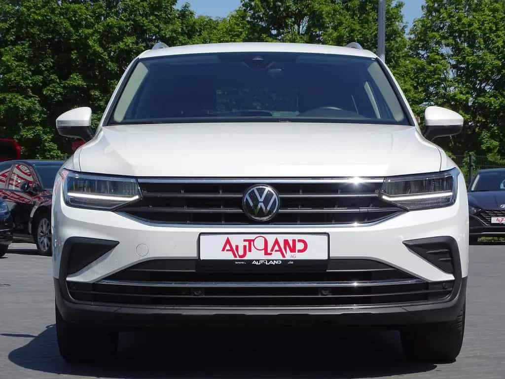 Volkswagen Tiguan 1.5 TSI DSG Active LED ACC Navi Kamera 08/2021-photo-5
