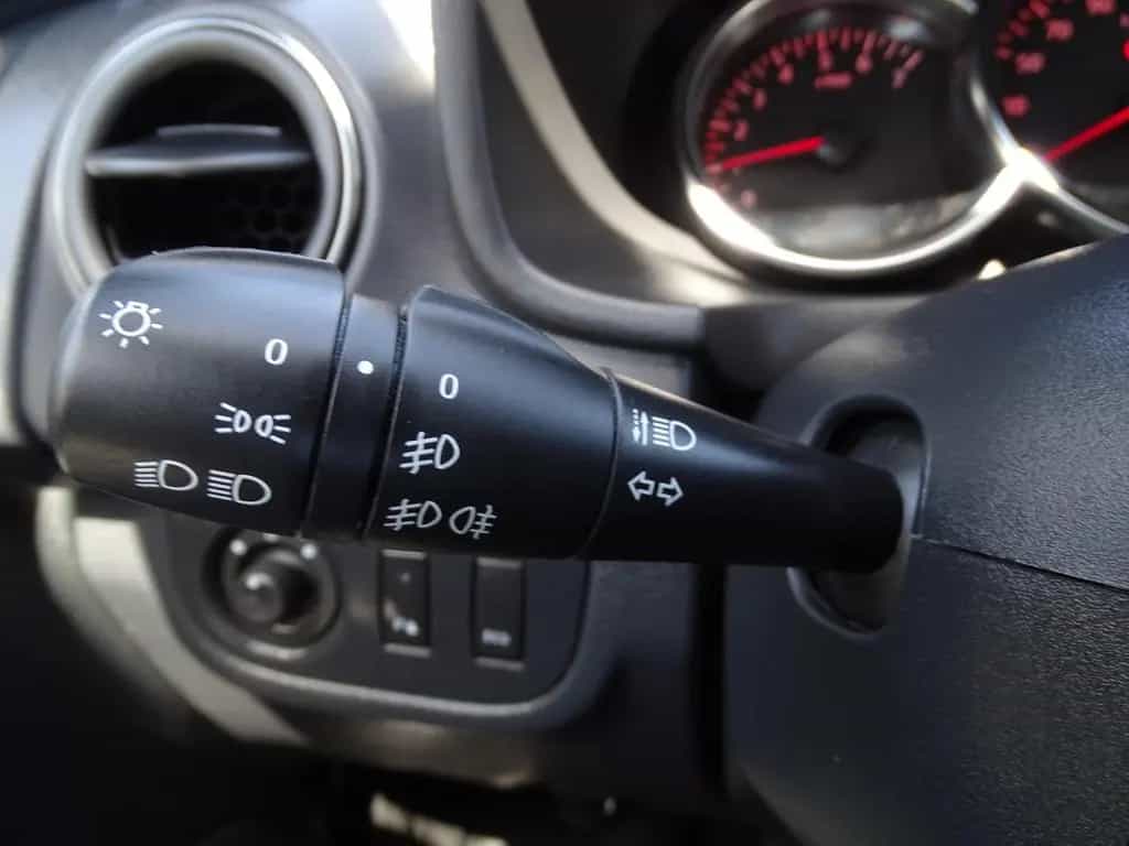 Dacia Sandero Stepway 1.0 TCe 100 Prestige Navi Kamera 01/2021-photo-17