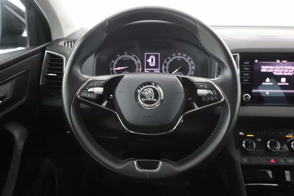 Skoda Karoq 1.0 TSI Clever LED 4x Sitzheizung Keyless 01/2022-photo-14