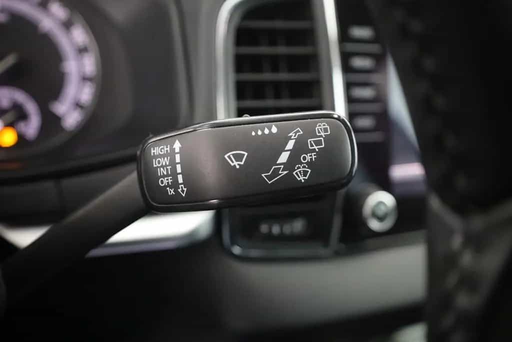 Skoda Karoq 1.0 TSI Clever LED 4x Sitzheizung Keyless 01/2022-photo-19