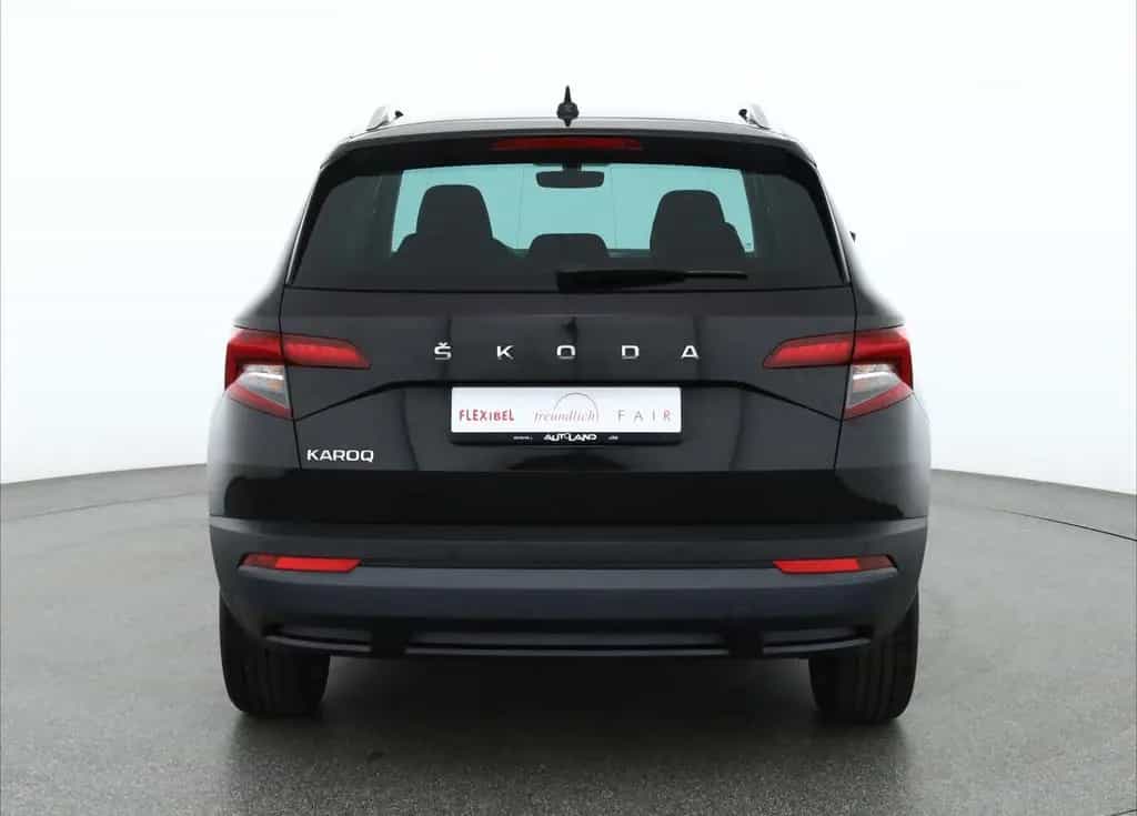 Skoda Karoq 1.0 TSI Clever LED 4x Sitzheizung Keyless 01/2022-photo-3