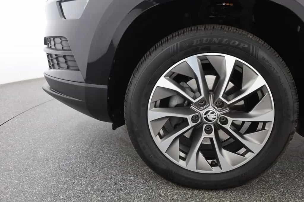 Skoda Karoq 1.0 TSI Clever LED 4x Sitzheizung Keyless 01/2022-photo-30
