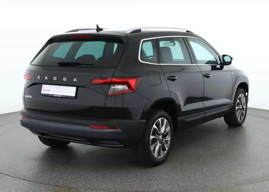 Skoda Karoq 1.0 TSI Clever LED 4x Sitzheizung Keyless 01/2022-photo-4