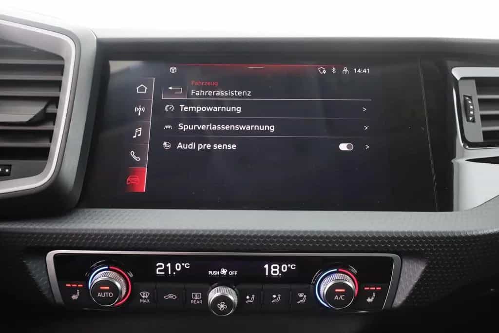 Audi A1 Sportback 30 TFSI S-tronic LED Navi PDC DAB 07/2021-photo-10