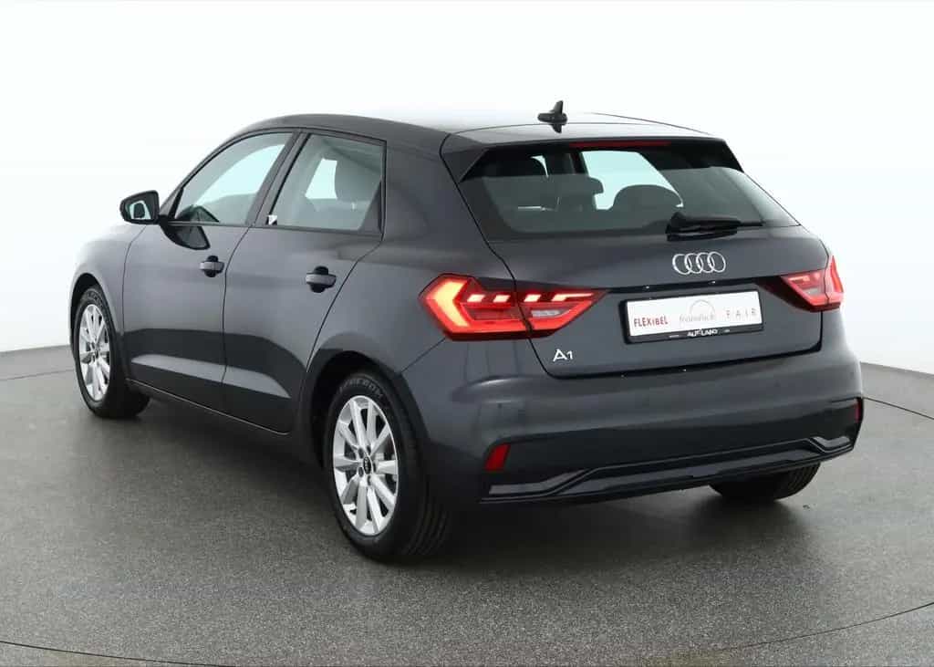 Audi A1 Sportback 30 TFSI S-tronic LED Navi PDC DAB 07/2021-photo-2