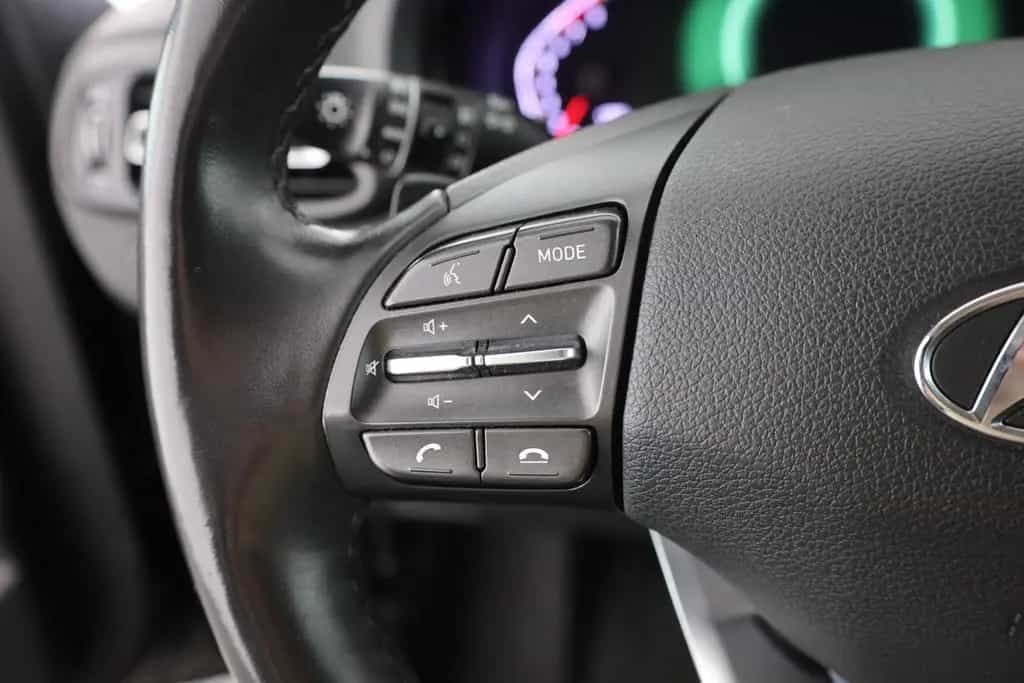 Hyundai i30 1.5 T-GDI DCT Intro Edition LED Kamera PDC 09/2020-photo-16