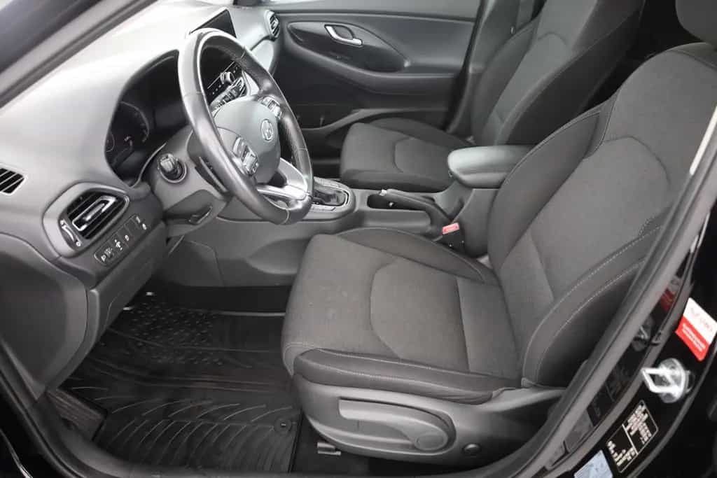 Hyundai i30 1.5 T-GDI DCT Intro Edition LED Kamera PDC 09/2020-photo-23