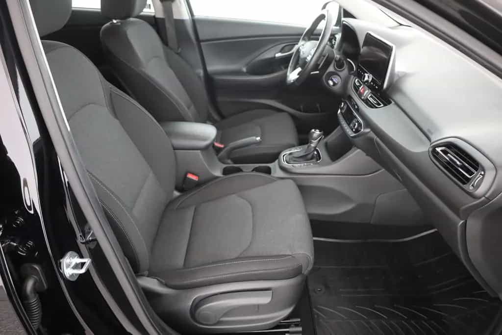 Hyundai i30 1.5 T-GDI DCT Intro Edition LED Kamera PDC 09/2020-photo-24