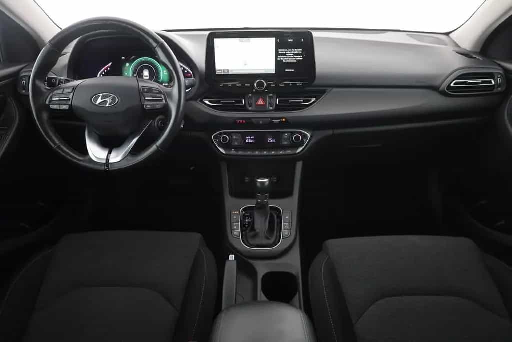 Hyundai i30 1.5 T-GDI DCT Intro Edition LED Kamera PDC 09/2020-photo-8