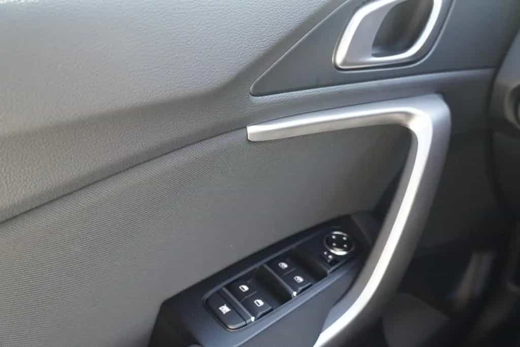 Kia XCeed 1.6 GDI Aut. LED Navi Kamera Tempomat 05/2026-photo-22