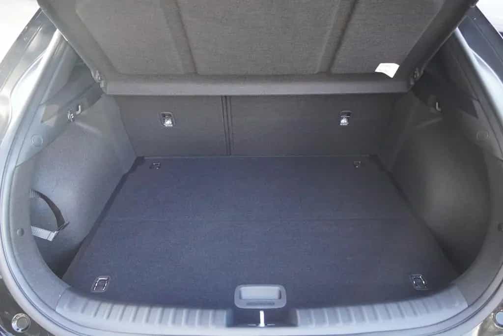 Kia XCeed 1.6 GDI Aut. LED Navi Kamera Tempomat 05/2026-photo-26