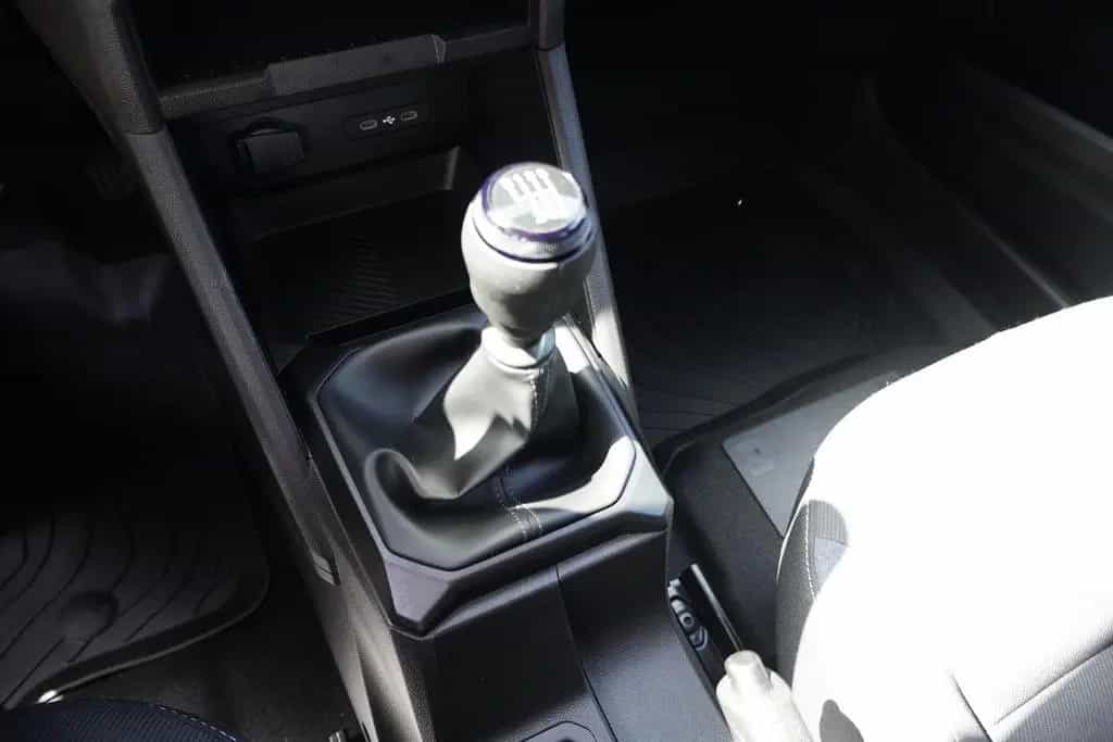 Dacia Duster TCe 130 LED Navi Kamera 04/2025-photo-16