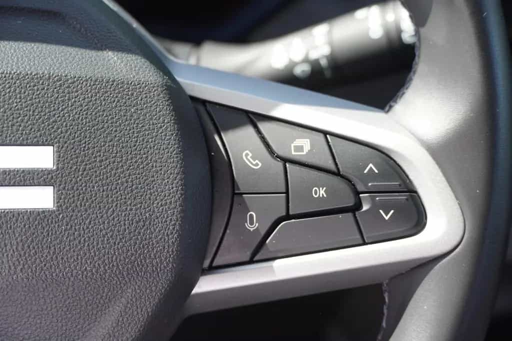 Dacia Duster TCe 130 LED Navi Kamera 04/2025-photo-18