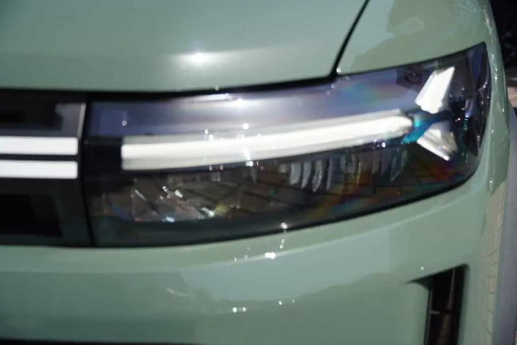 Dacia Duster TCe 130 LED Navi Kamera 04/2025-photo-28
