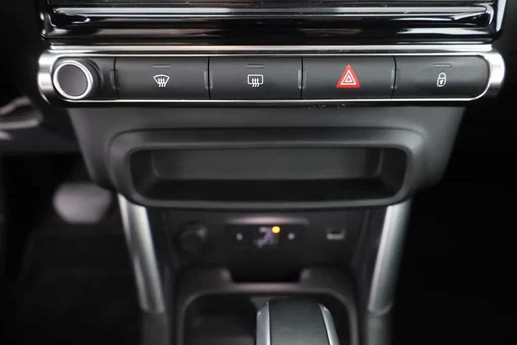 Citroën C3 Aircross 1.2 Pure Tech 110 Sitzheizung PDC 01/2019-photo-11