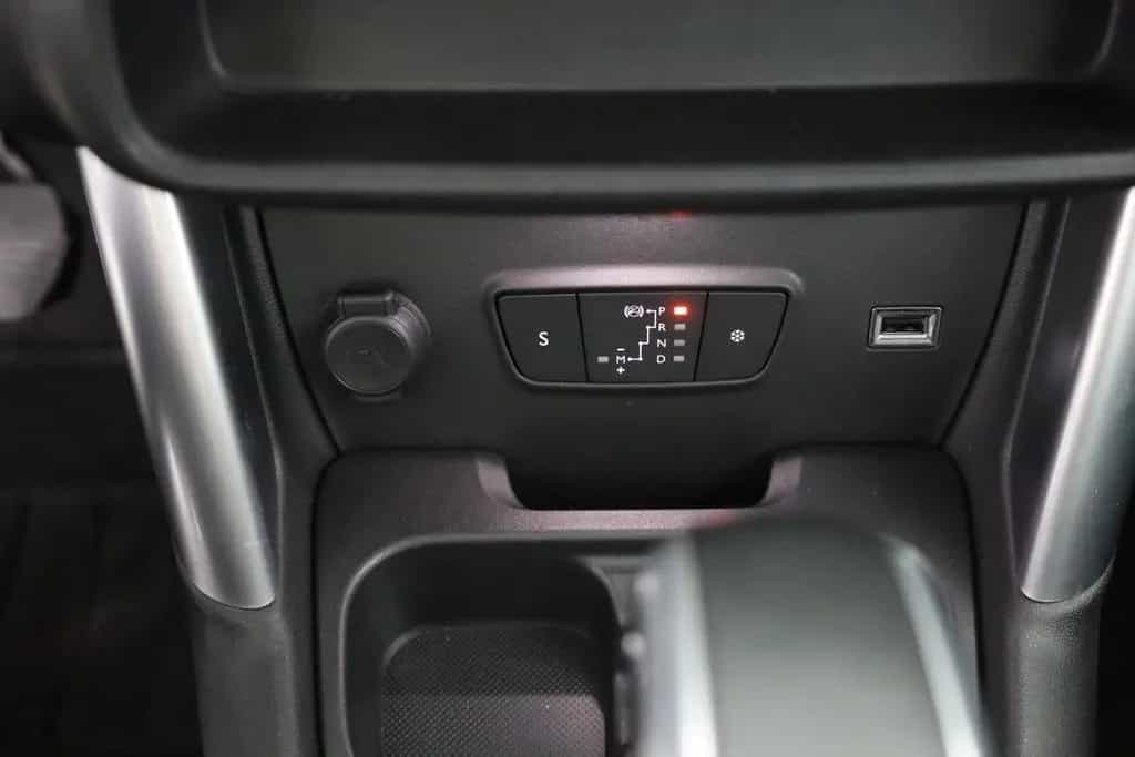 Citroën C3 Aircross 1.2 Pure Tech 110 Sitzheizung PDC 01/2019-photo-12