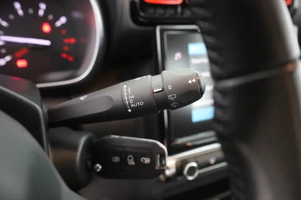Citroën C3 Aircross 1.2 Pure Tech 110 Sitzheizung PDC 01/2019-photo-19
