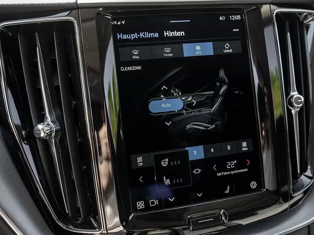 Volvo XC60 B4 Momentum Pro 05/2022-photo-15