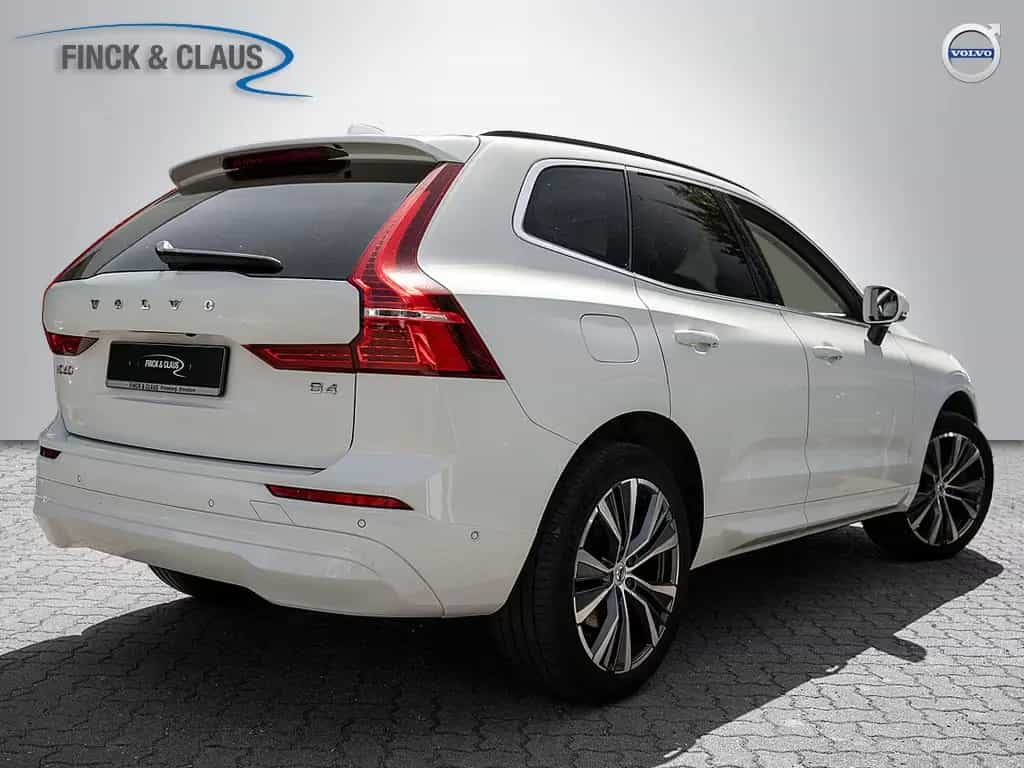 Volvo XC60 B4 Momentum Pro 05/2022-photo-2
