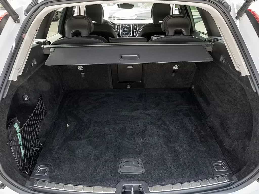 Volvo XC60 B4 Momentum Pro 05/2022-photo-24