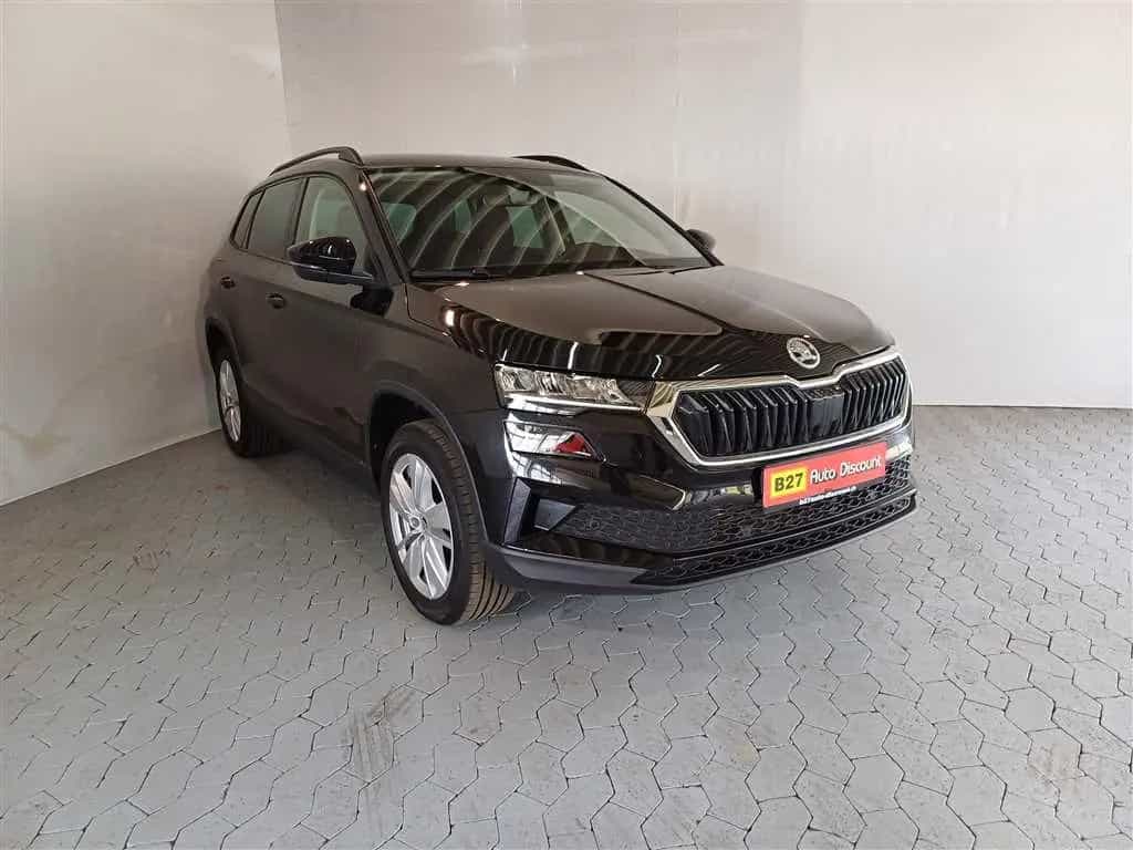 Skoda Karoq 1.5 TSI Selection DSG NAVI+ACC+KESSY 11/2024-photo-7