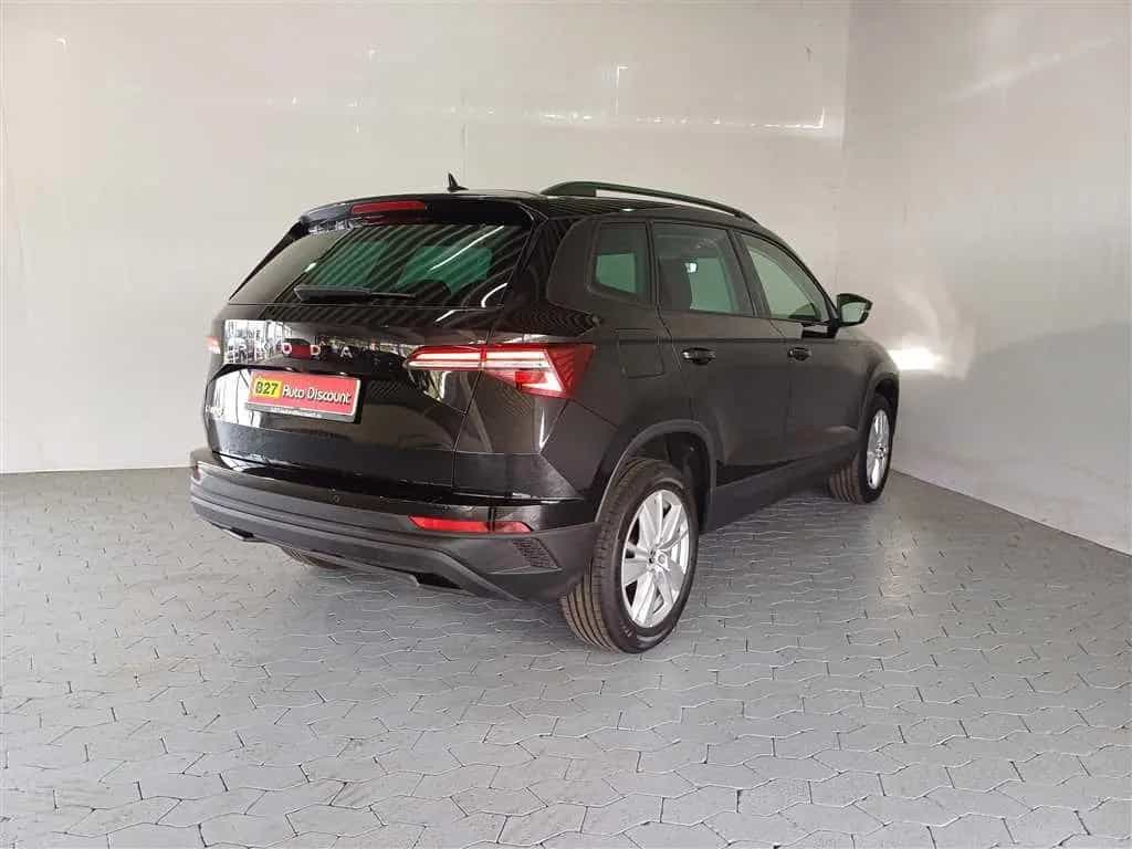 Skoda Karoq 1.5 TSI Selection DSG NAVI+ACC+KESSY 11/2024-photo-8